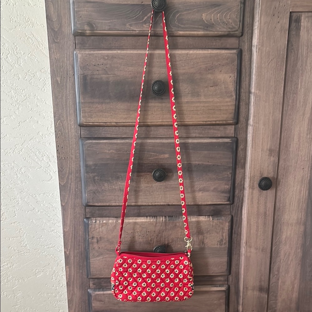 VERA BRADLEY Red Floral Crossbody Bag